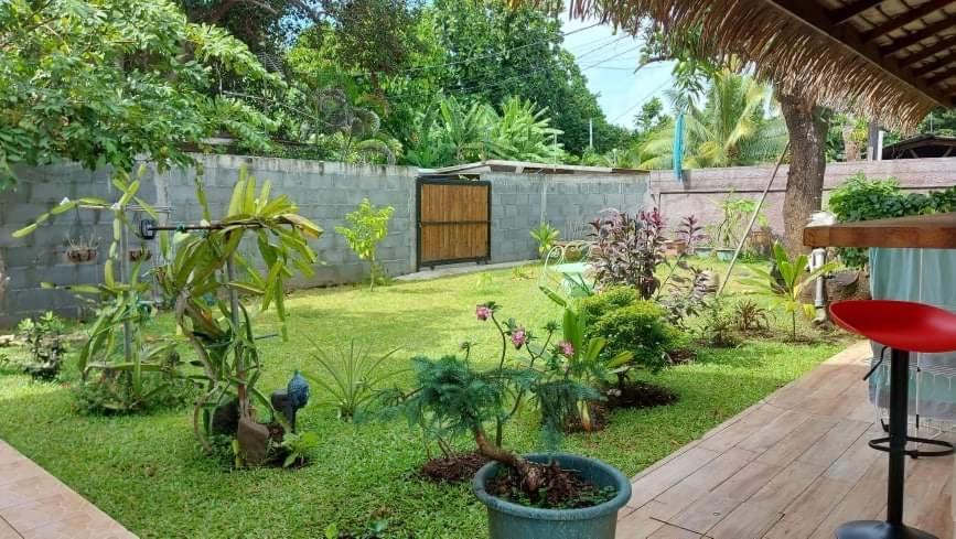 Tokerau Tahiti Hotel Pirae Buitenkant foto